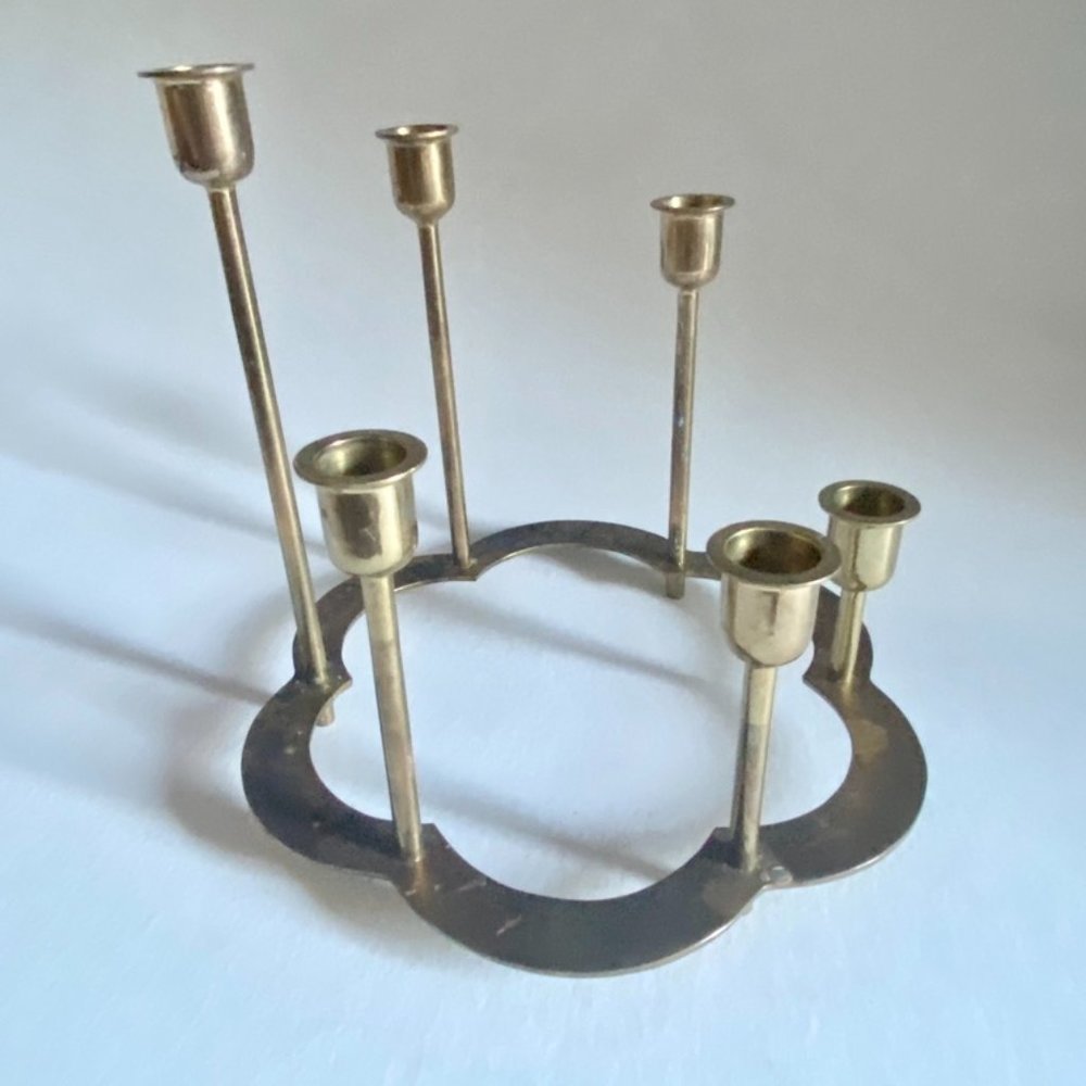 Large Vintage Brass Tabletop Candelabra Candlestick Holder | Holds 6 Candles - Picture 2 of 8